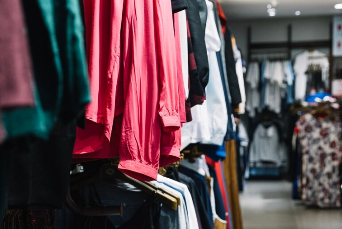 5 ошибок при выборе торгового оборудования для магазина одежды